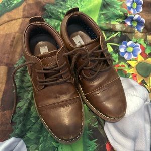 Brown Steve Madden dress shoes boys